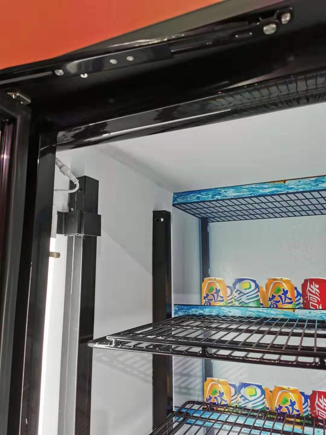 Glides Gravity Roller Shelf used in Display Beverage Cooler